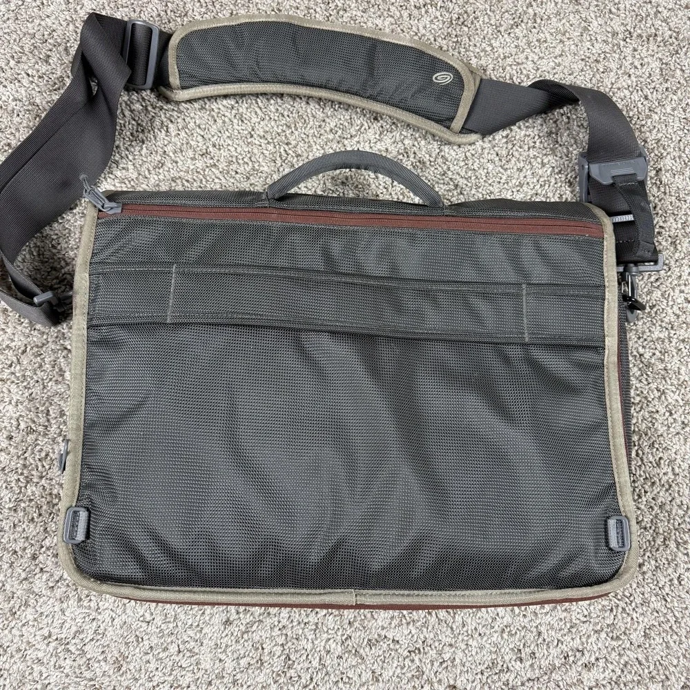 Timbuk2 Gray Messenger Bag 17